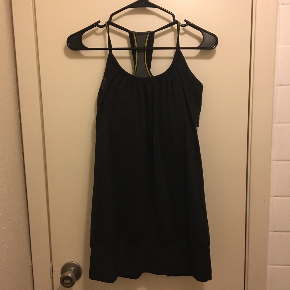 Black and Floral Print Lululemon No Limits Tank